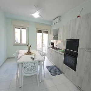  Appartamento Ludovica's House Italia
